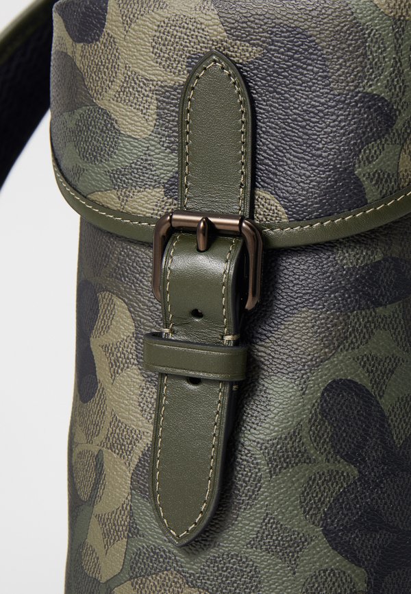 HITCH BACKPACK IN SIGNATURE - Rucksack - signature camo3