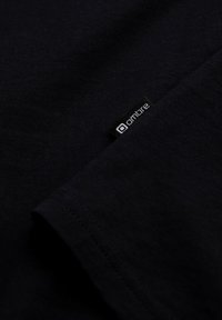 Unausgewählt, black