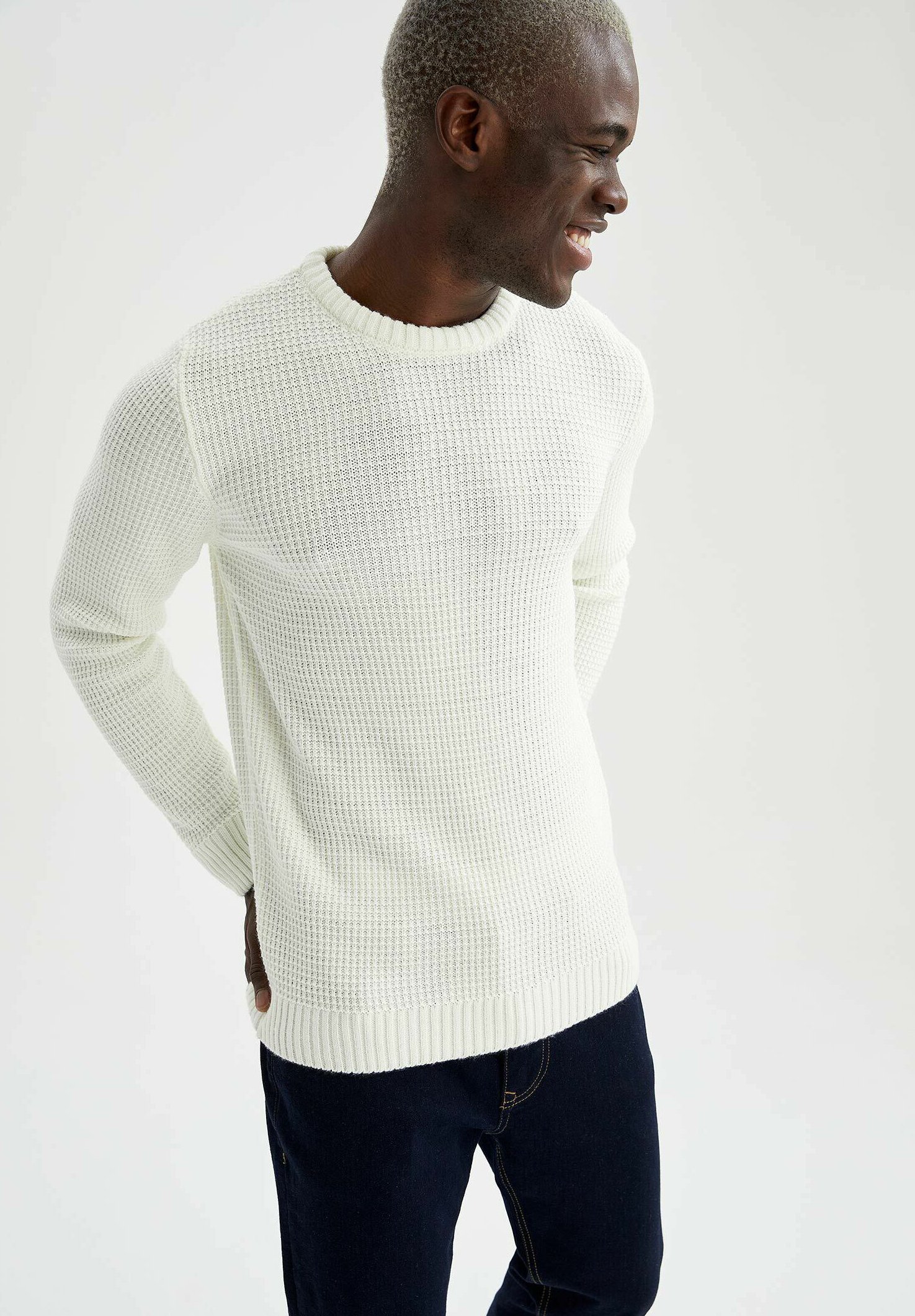 DeFacto SLIM FIT - Jumper - ecru/white 