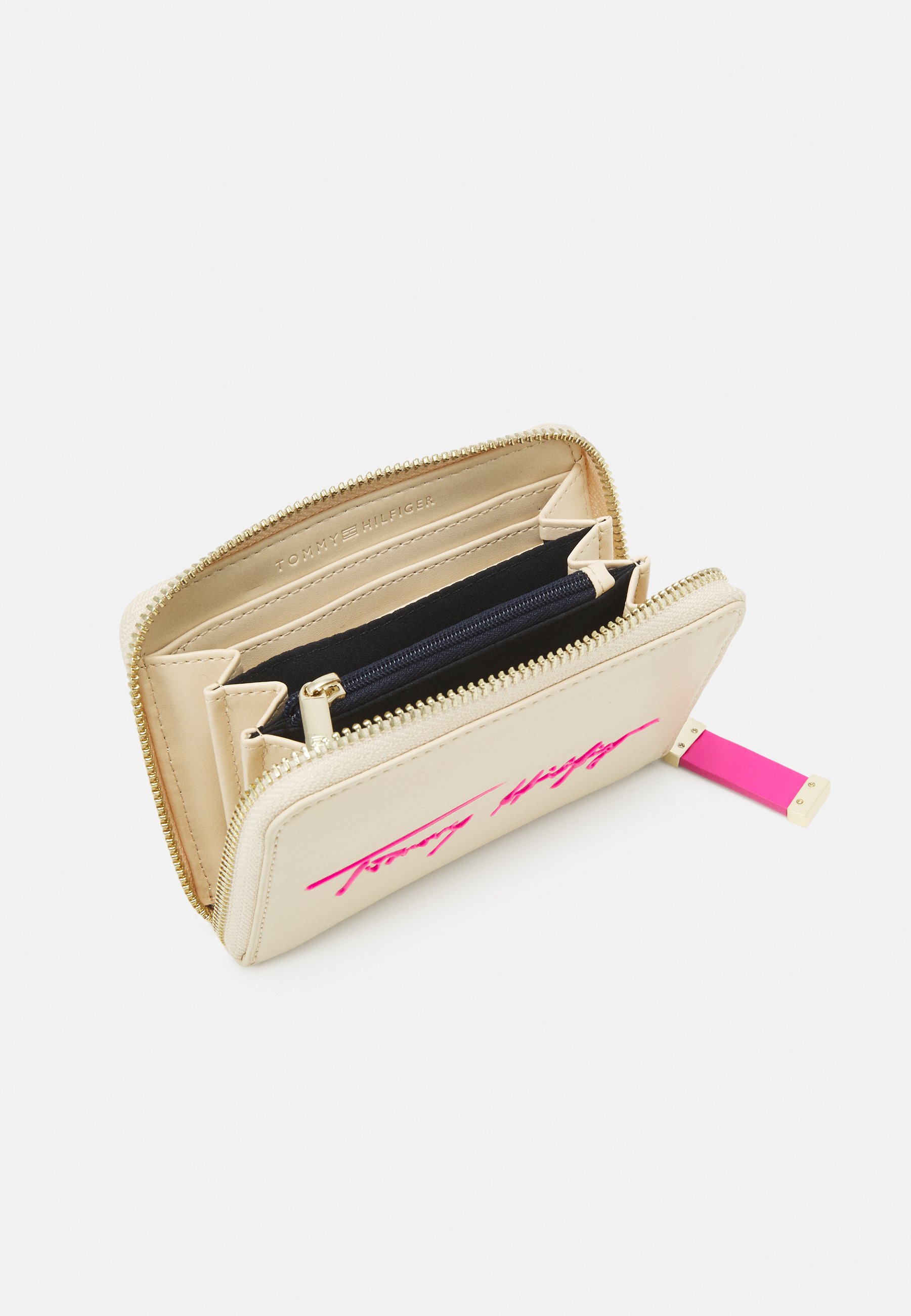 Women ICONIC MEDIUM SIGN - Wallet Women ICONIC MEDIUM SIGN - Wallet