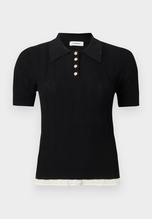 Polo nera a maniche corte in maglia con trama a coste, cinque bottoni dorati, colletto a punta e rifinitura bianca all'orlo.