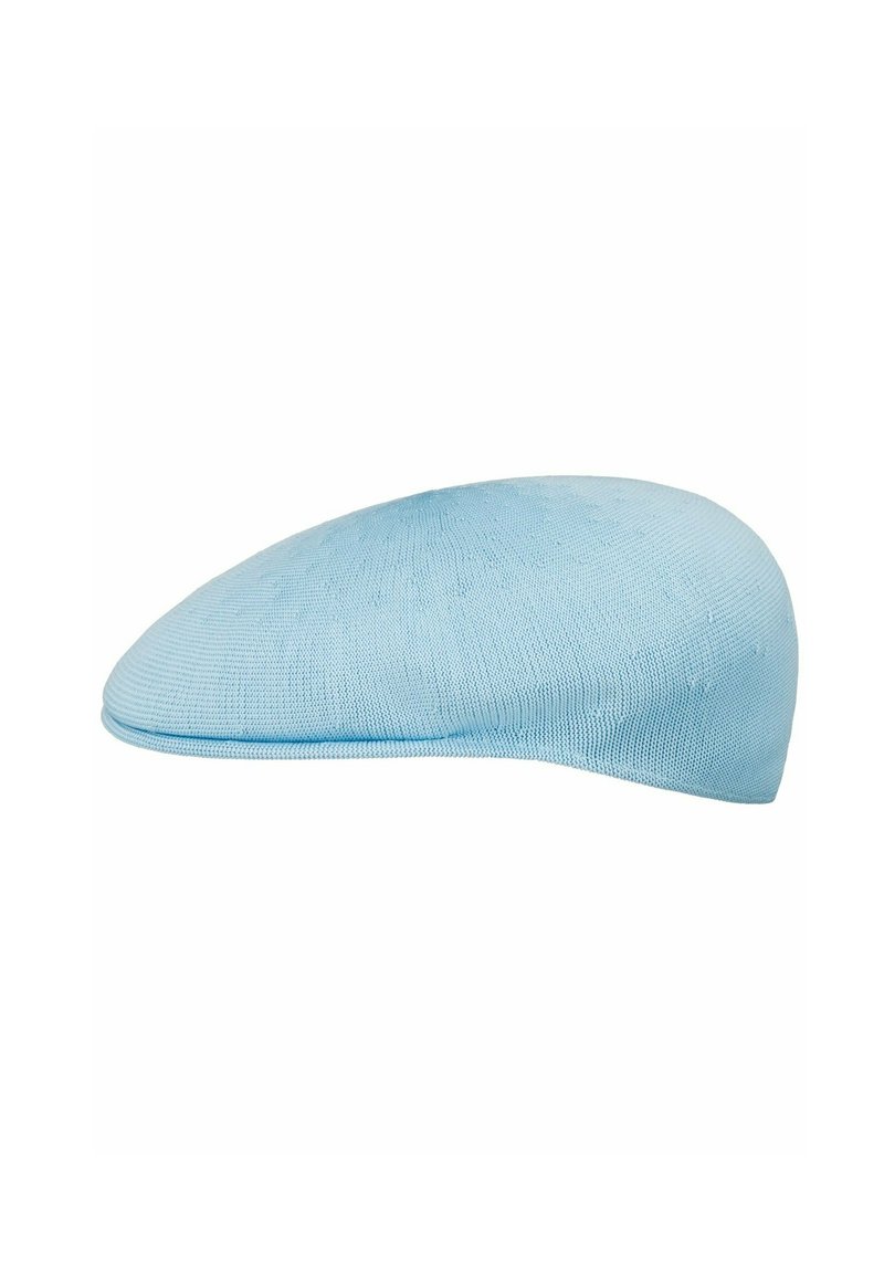 Cappello di maglia azzurro chiaro con forma arrotondata, caratterizzato da una texture liscia e un design senza cuciture. Nessun hardware o decorazione visibile.