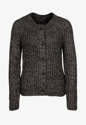 Cardigan gris foncé en grosse maille avec manches longues et cinq boutons noirs sur le devant, doté d'un col rond.