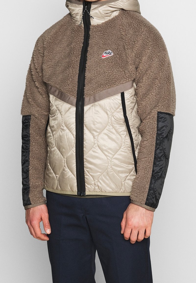 Nike Sportswear Veste d'hiver - olive