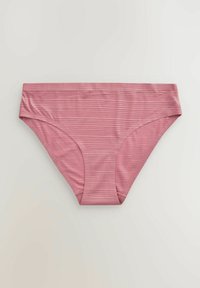 Svijetlopinkasti bikini donji dio s širokim pojasom i glatkim materijalom. Sadrži bočne izreze za umjereni kroj.