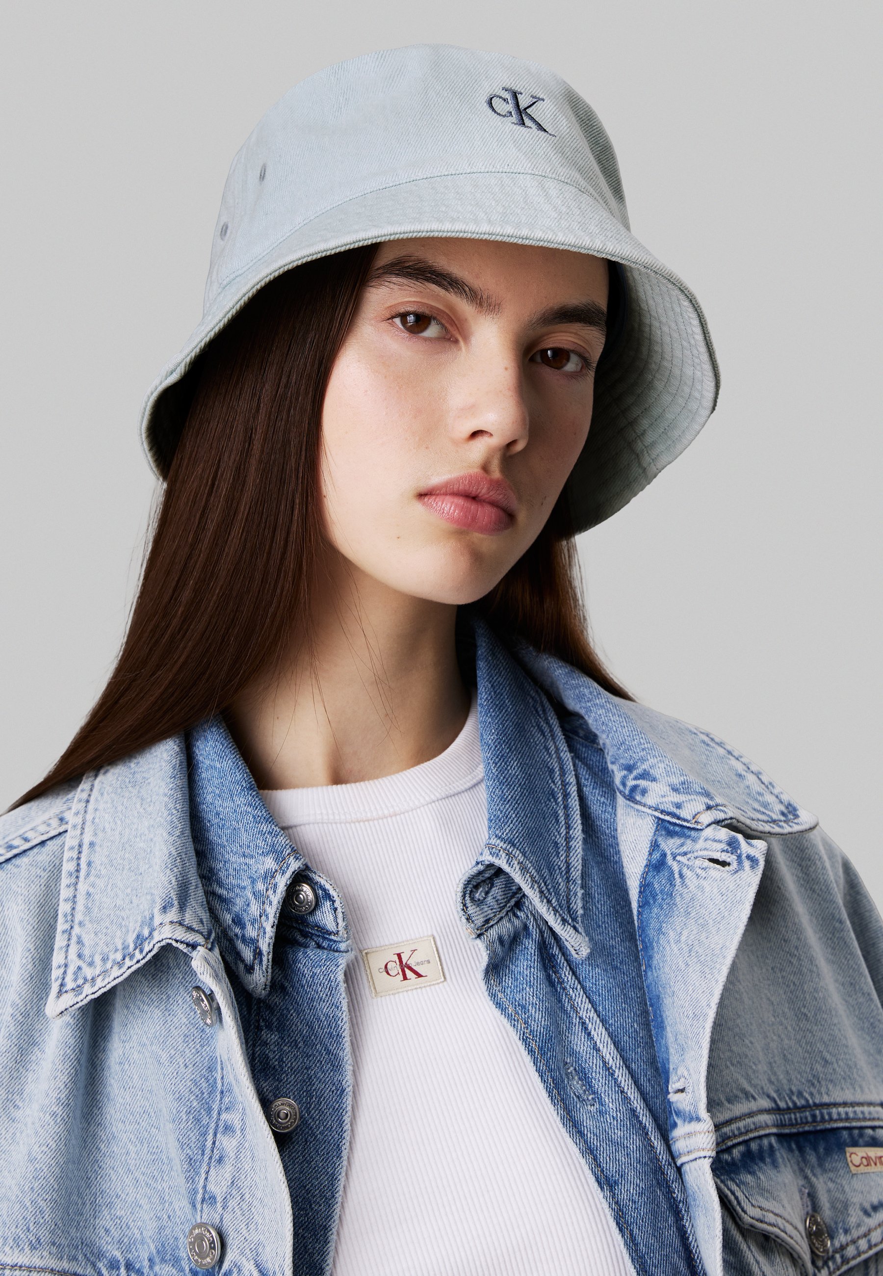 ハット   Unisex CKJ Monogram Denim Bucket Hat 5MM183 Monogram Logo Denim Bucket Hat | Calvin Klein