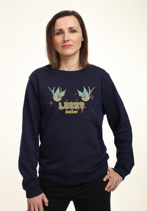 MATT KEELING LUCKY SAILOR - Sweatshirt - navy blue