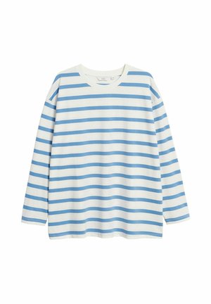 Langärmeliges weißes Hemd mit gleichmäßig verteilten horizontalen hellblauen Streifen und einem rundem Ausschnitt.