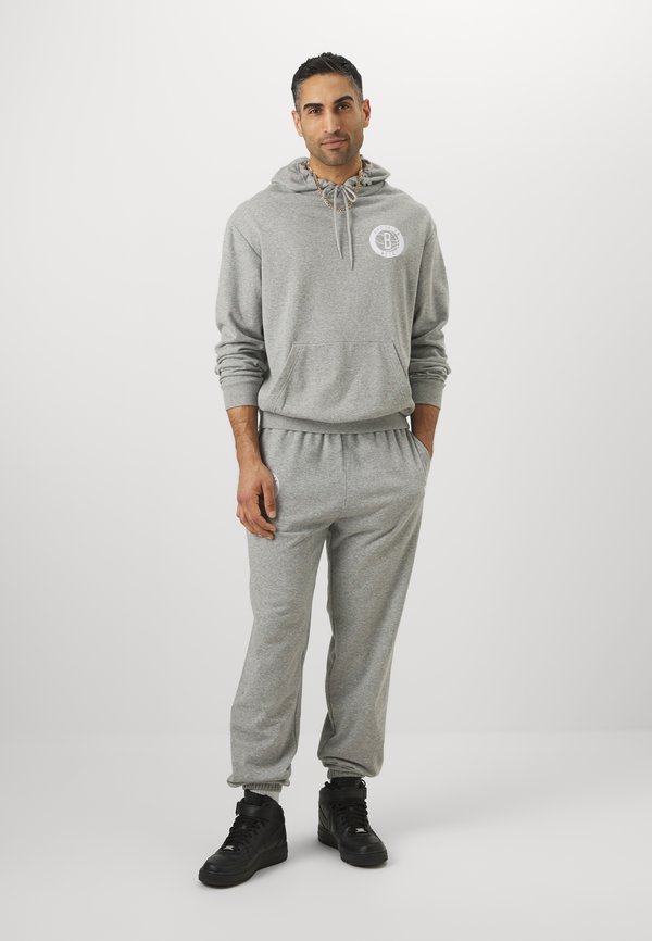 NBA BROOKLYN NETS LEAGUE ESSENTIALSOVERSIZED HOODIE - Club wear2