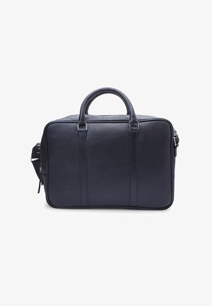 Borsa da lavoro in pelle blu navy con forma rettangolare strutturata, manici superiori doppi e una tracolla regolabile. Superficie testurizzata con accenti sottili.