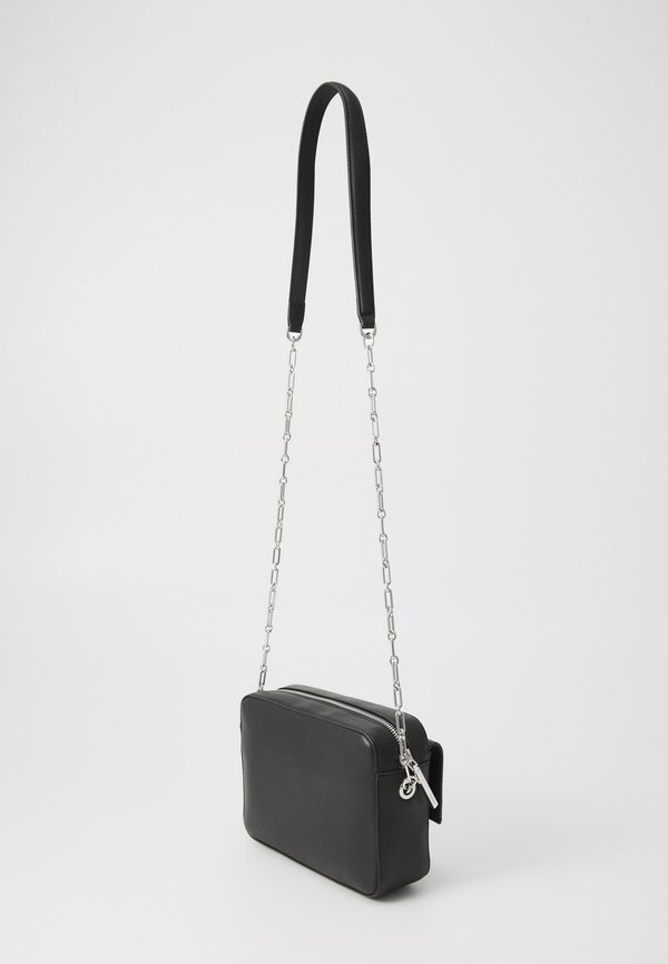 LOCK POCKET CAMERA BAG - Cross body bag2