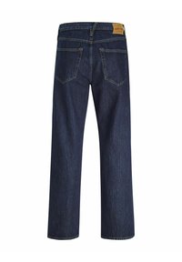 Blugi din denim de culoare bleumarin, cu un design drept. Caracteristicile includ două buzunare penale și o etichetă din piele cu marcă pe talie.