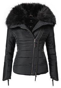 Giacca nera imbottita da donna con zip doppia asimmetrica, ampio colletto in pelliccia sintetica, tasche laterali con zip e dettagli a coste sulle maniche.