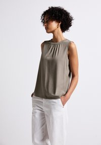 Street One Top - braun