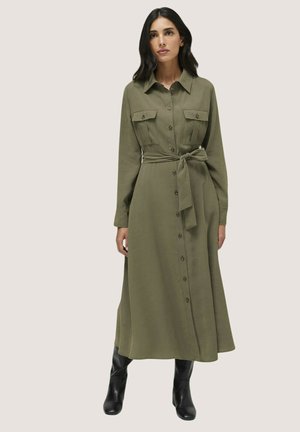 - Sukienka koszulowa