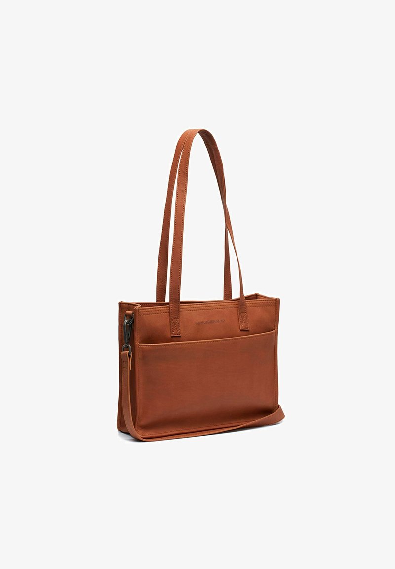 Borsa tote in pelle marrone con due manici lunghi, una tasca frontale e una texture liscia. Forma rettangolare con design minimalista.