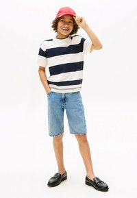 Tommy Hilfiger - RUGBY STRIPE SHORT SLEEVE - Camiseta estampada - dark night navy stripes Imagen en miniatura 1