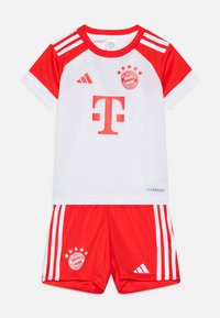 adidas Performance - FC BAYERN MÜNCHEN HOME BABY UNISEX SET - Club wear - white/red Thumbnail Image 1