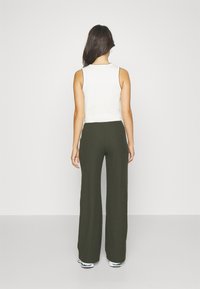 ONLY Petite ONLEMMA WIDE  - Trousers - rosin