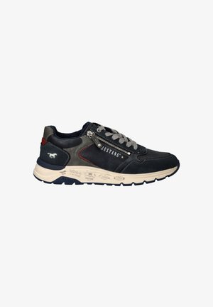 Mustang, Baskets basses - blauw