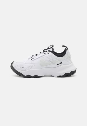 Nike Sportswear, Baskets basses - white