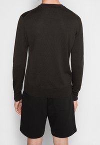 Vivienne Westwood Stickad tröja - black