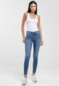 Big Star MELINDA HIGH WAIST - Pieguloša piegriezuma džinsi - blau