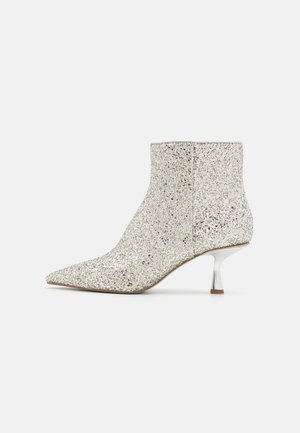 MARTINA - Stiefelette - silver/gold