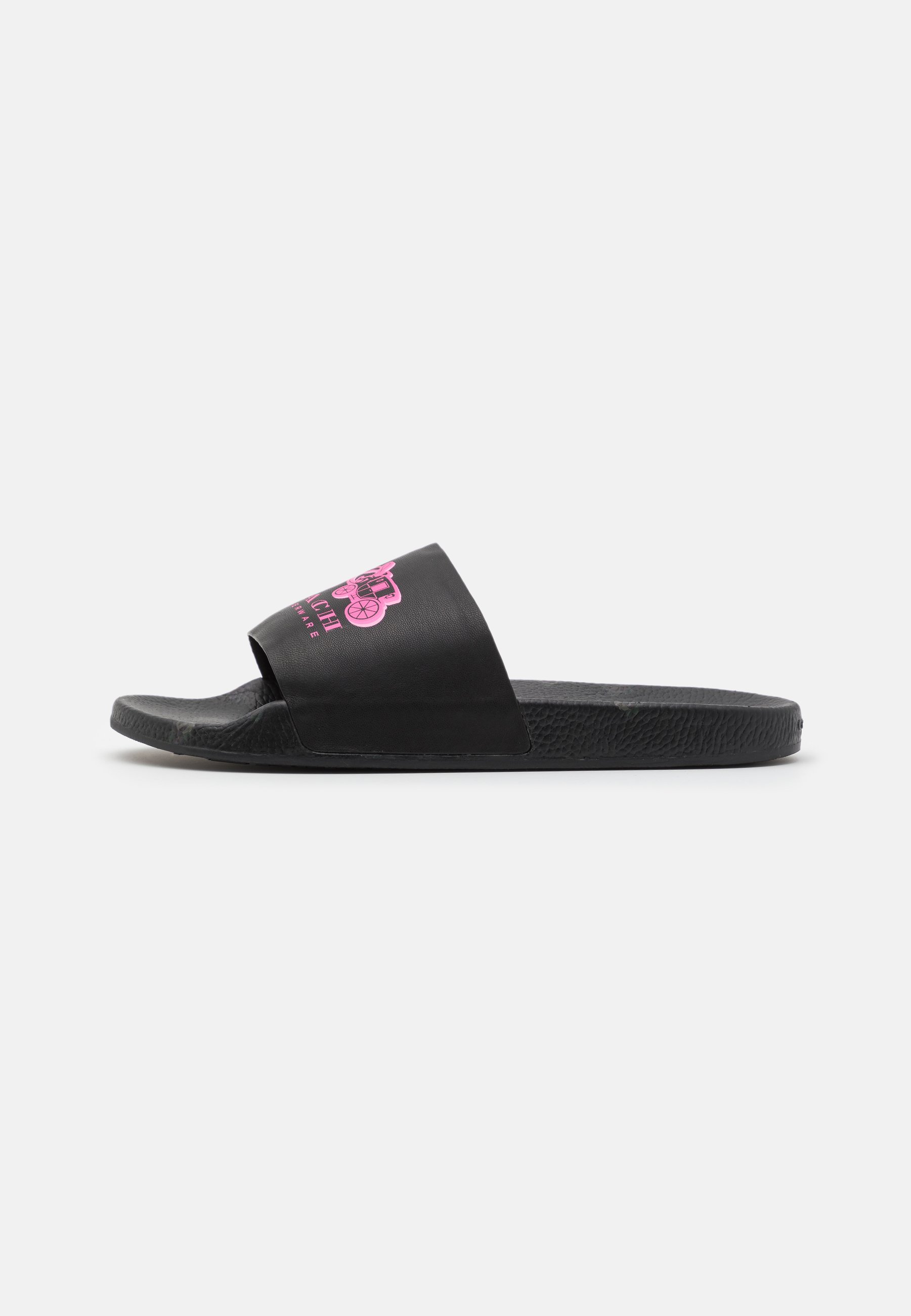 coach white slides