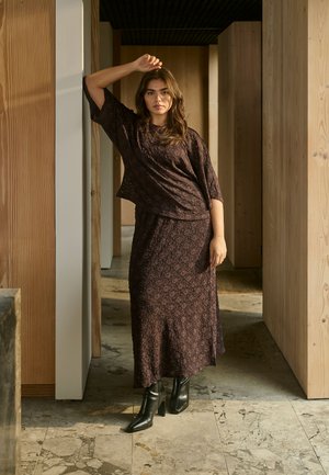 Kaffe Curve, KCSALLY TSHIRT - Blouse - fudge