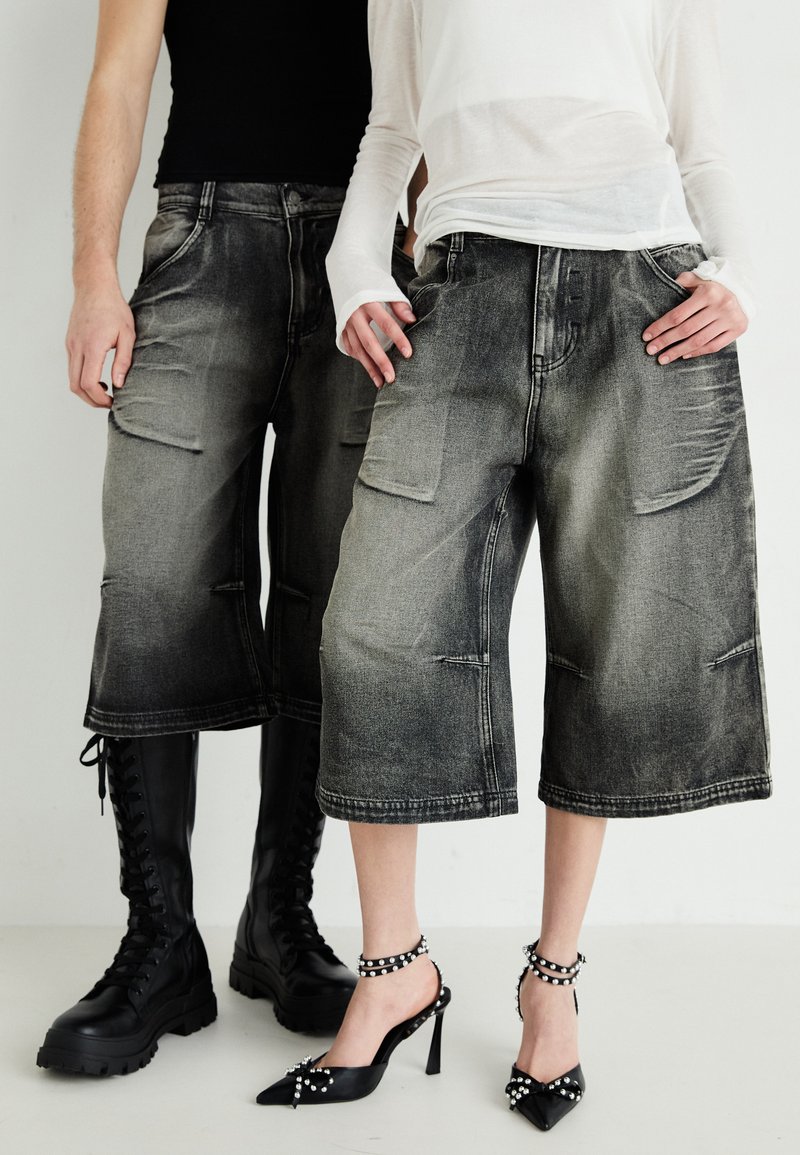 Jaded London ETHEREAL COLOSSUS UNISEX - Laisvo kirpimo džinsai - black