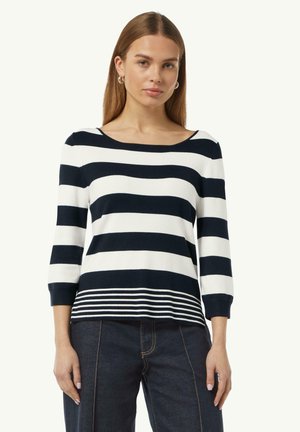 Navy en witte gestreepte gebreide top met een ronde hals, driekwart mouwen en een breder streepjespatroon aan de onderkant. Casual pasvorm.