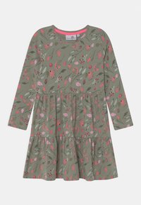 Zelené dlouhé rukávy dívčí šaty s rů�žovým a fialovým květinovým vzorem a nařasenou vrstvenou sukní.