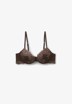 Sujetador marrón con encaje y relleno, con tirantes ajustables y aros, que presenta detalles de encaje floral sobre las copas y la banda.