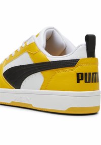 Puma REBOUND V6 UNISEX  - Sneakers basse - yellow sizzle/black/white