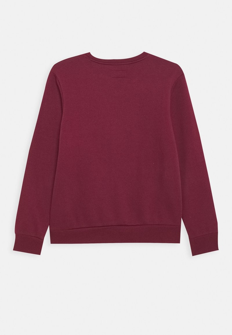 Felpa bordeaux con maniche lunghe, polsini e orlo a costine, materiale in morbido misto cotone, texture liscia e dettagli di cucitura minimi sul retro.