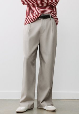 PULL&BEAR, TAILORED FIT DARTED - SMART TROUSERS - Pantalon classique - stone