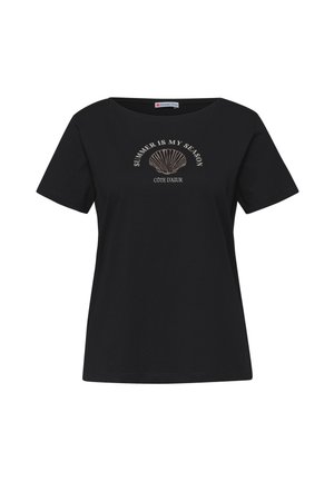 Zwart T-shirt met korte mouwen met een afbeelding van een schelp en de tekst "SUMMER IS MY SEASON" en "CÔTE D'AZUR" op de voorkant.