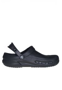 Sabot negru din material din spumă texturată, cu un manșon în spate, orificii de ventilație pe lateral și un talon ridicat pentru aderență.