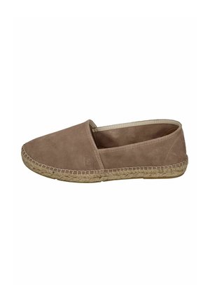 Beige Wildlederschlupfschuh mit runder Zehenpartie, strukturiertem Obermaterial und geflochtener Jutesohle. Schlichtes Design ohne sichtbare Logos oder Verzierungen.