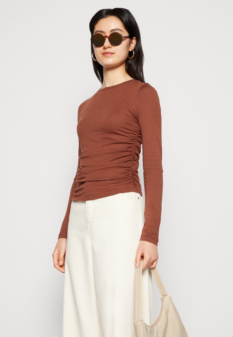 Damen T-Shirts | Noisy May NMAPRIL Langarmshirt cappuccino/braun - QK97155 Damen T-Shirts | Noisy May NMAPRIL Langarmshirt cappuccino/braun - QK97155