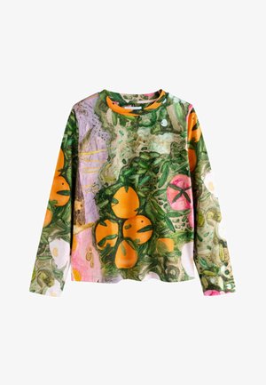 Dlouhý rukáv košile s živým květinovým vzorem, který obsahuje zelené, oranžové, růžové a fialové barvy. Vyrobeno z měkké, lehké tkaniny.