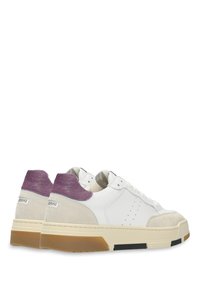White sneakers with a textured purple and beige heel, featuring perforated side details and a sturdy gum sole.