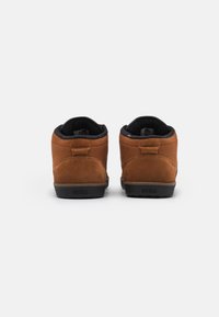 Etnies JEFFERSON MTW - Sapatilhas de skate - brown/gold/black