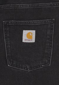 Carhartt WIP NEWEL MAITLAND - Shorts vaqueros - black stone washed