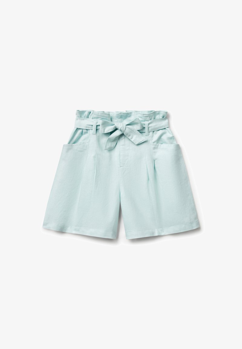 Shorts en lin teal clair, avec une taille haute, des passants de ceinture, des poches latérales et un détail de ceinture à nouer à l'avant.
