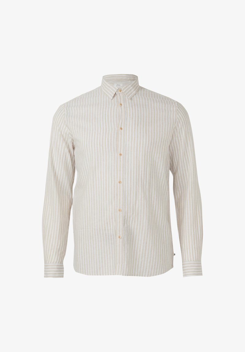 Chemise à rayures verticales beige et blanche, à manches longues, boutonnée, avec col pointu et poignets boutonnés sur fond blanc.