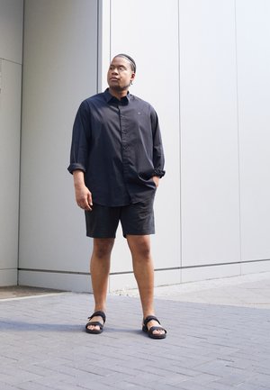 STRETCH SLIM SHIRT - Camicia - black