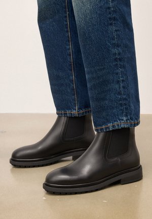 LIAMA - Stivaletti - black
