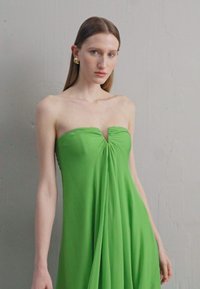 Cult Gaia JANELLE GOWN - Pidulikud riided - fern